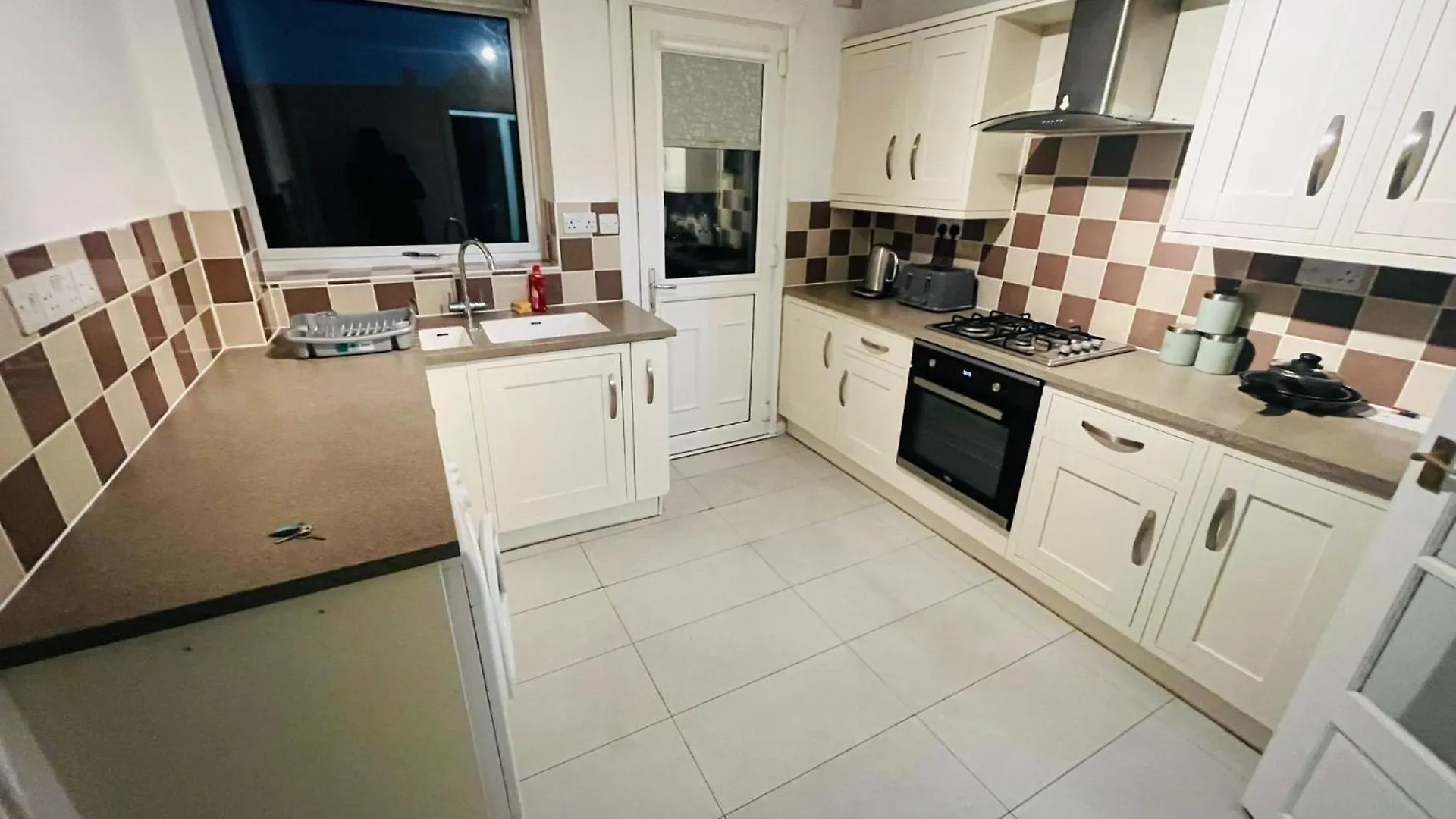 4 Bed Room House Near Ntu Clifton Campus Nottingham 0*,  United Kingdom